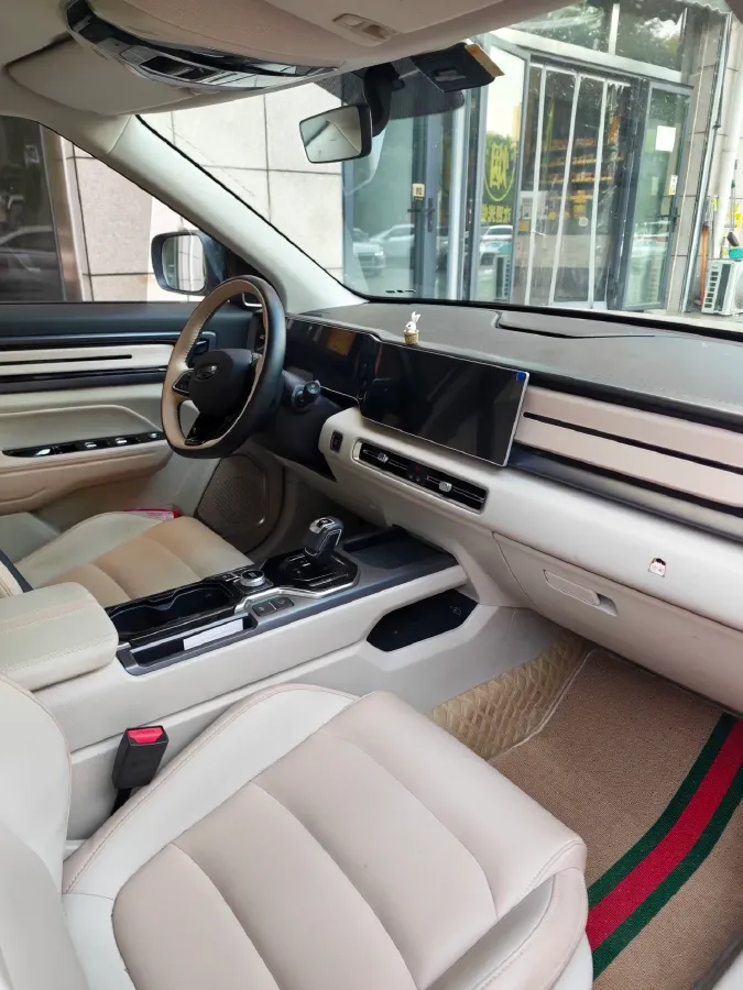 2023 Geely ICON 1.5T 181HP L4 7DCT,autocango,china used car exporter,china ev exporter,chinese used car exporter,chinese used ev exporter