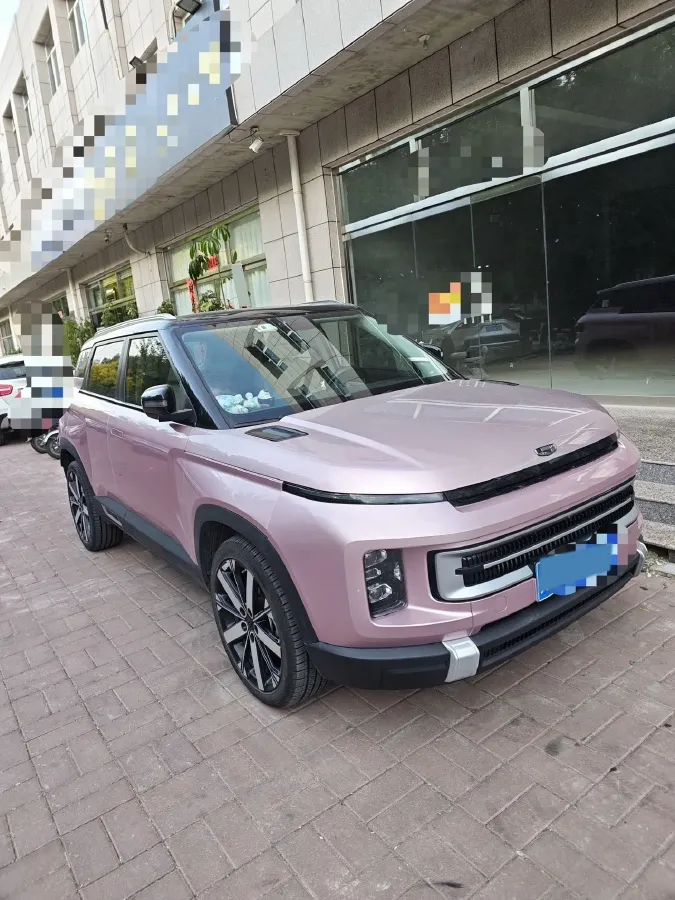 2023 Geely ICON 1.5T 181HP L4 7DCT,autocango,china used car exporter,china ev exporter,chinese used car exporter,chinese used ev exporter