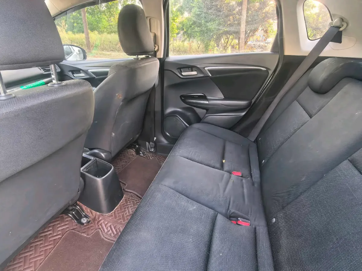 2020 Honda Fit 1.5L 131HP L4 5MT,autocango,china used car exporter,china ev exporter,chinese used car exporter,chinese used ev exporter