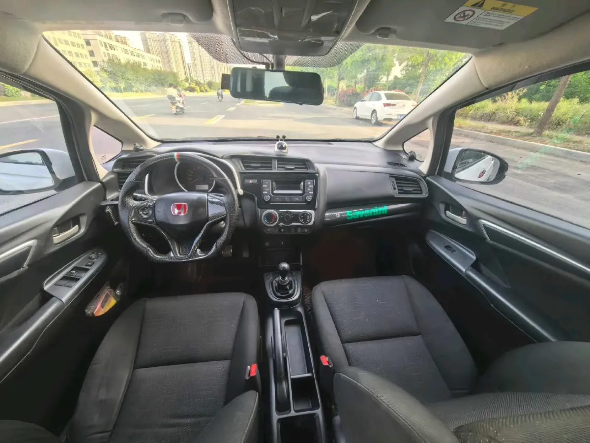 2020 Honda Fit 1.5L 131HP L4 5MT,autocango,china used car exporter,china ev exporter,chinese used car exporter,chinese used ev exporter