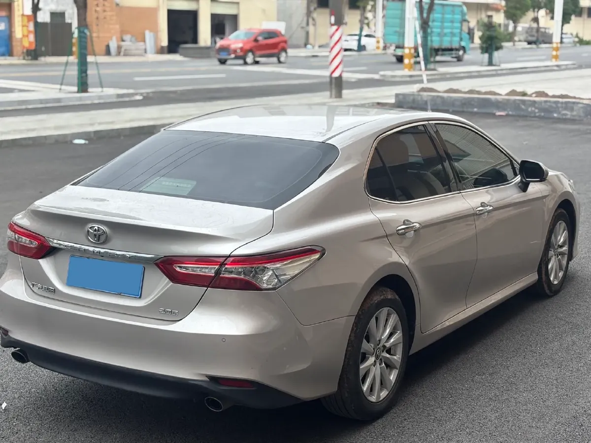 2019 Toyota Camry 2.0L 178HP L4 CVT,autocango,china used car exporter,china ev exporter,chinese used car exporter,chinese used ev exporter