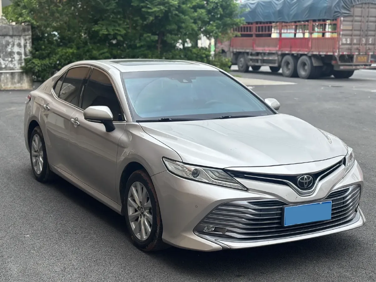 2019 Toyota Camry 2.0L 178HP L4 CVT,autocango,china used car exporter,china ev exporter,chinese used car exporter,chinese used ev exporter