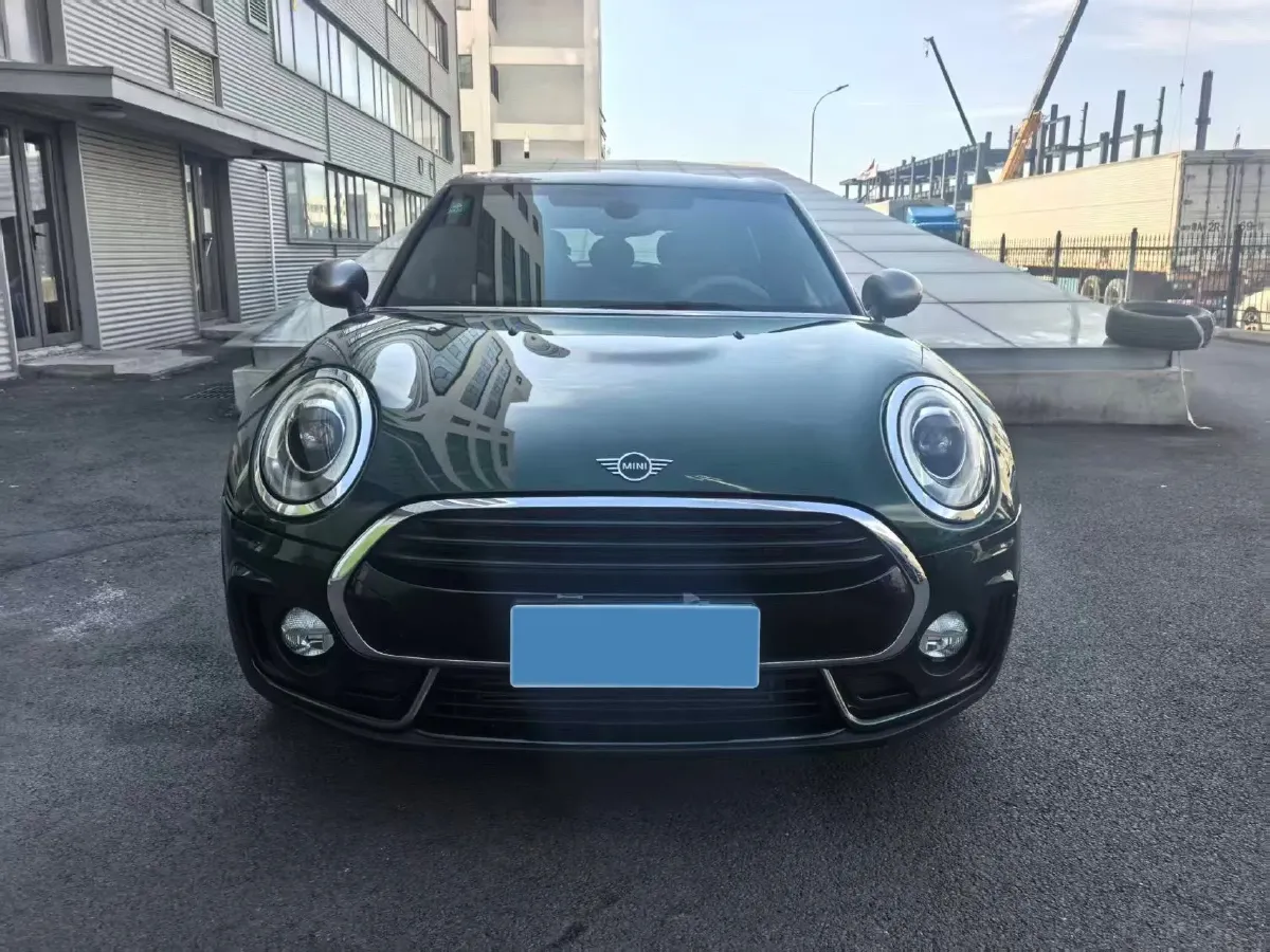2016 MINI CLUBMAN 1.5T 136HP L3 6AT,autocango,china used car exporter,china ev exporter,chinese used car exporter,chinese used ev exporter