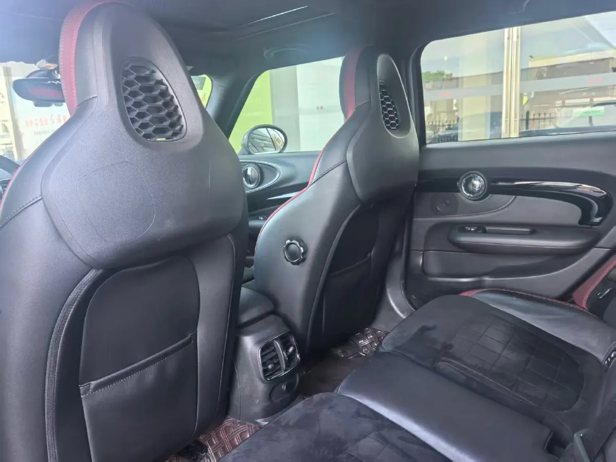2016 MINI CLUBMAN 1.5T 136HP L3 6AT,autocango,china used car exporter,china ev exporter,chinese used car exporter,chinese used ev exporter