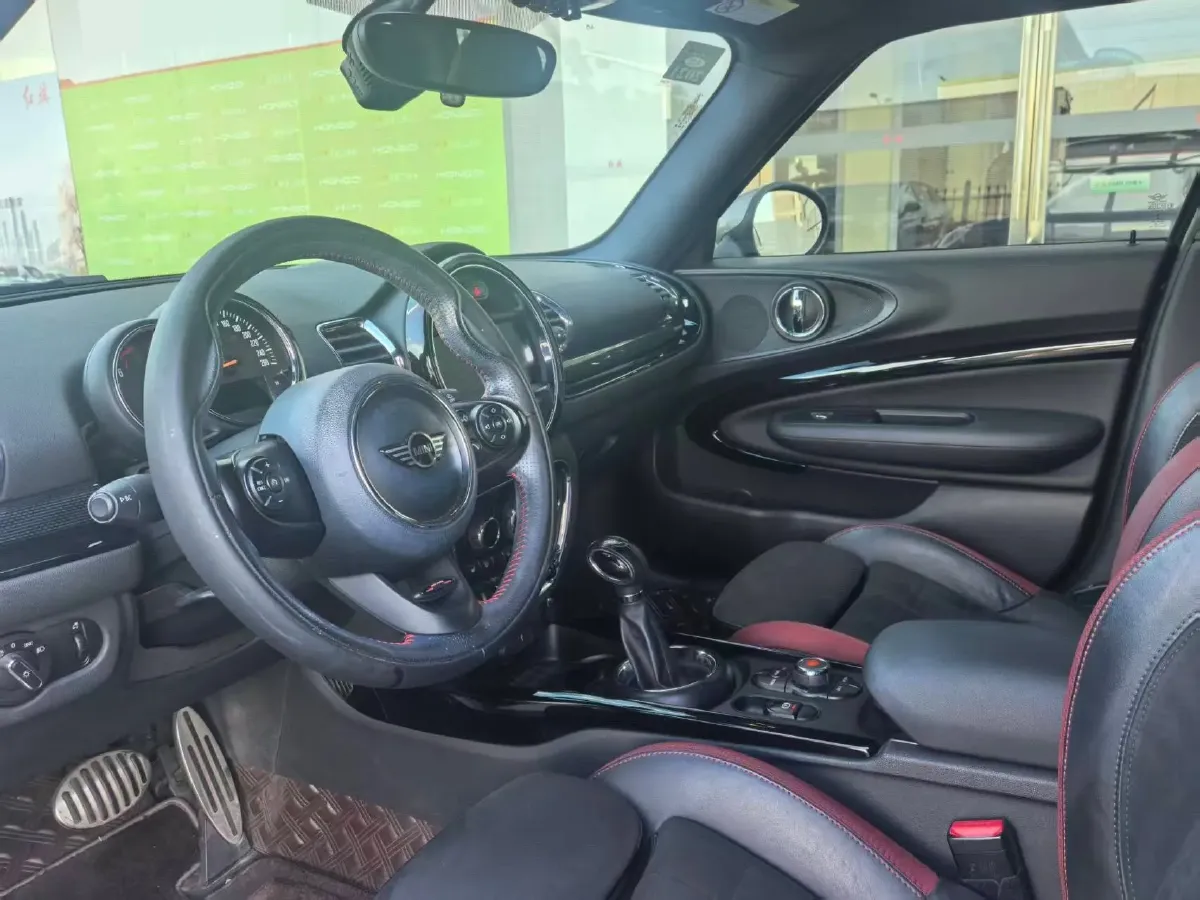 2016 MINI CLUBMAN 1.5T 136HP L3 6AT,autocango,china used car exporter,china ev exporter,chinese used car exporter,chinese used ev exporter