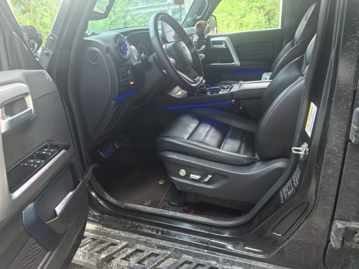 2024 Beijing BJ40 2.0T 163HP L4 8AT,autocango,china used car exporter,china ev exporter,chinese used car exporter,chinese used ev exporter
