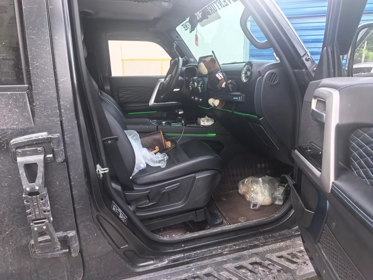 2024 Beijing BJ40 2.0T 163HP L4 8AT,autocango,china used car exporter,china ev exporter,chinese used car exporter,chinese used ev exporter