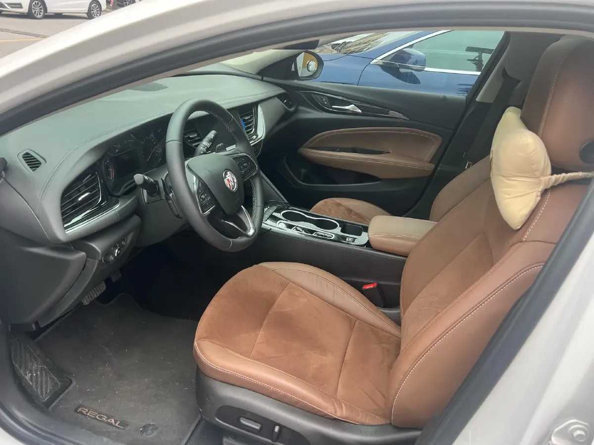 2023 Buick Regal 1.5T 169HP L4 9AT,autocango,china used car exporter,china ev exporter,chinese used car exporter,chinese used ev exporter