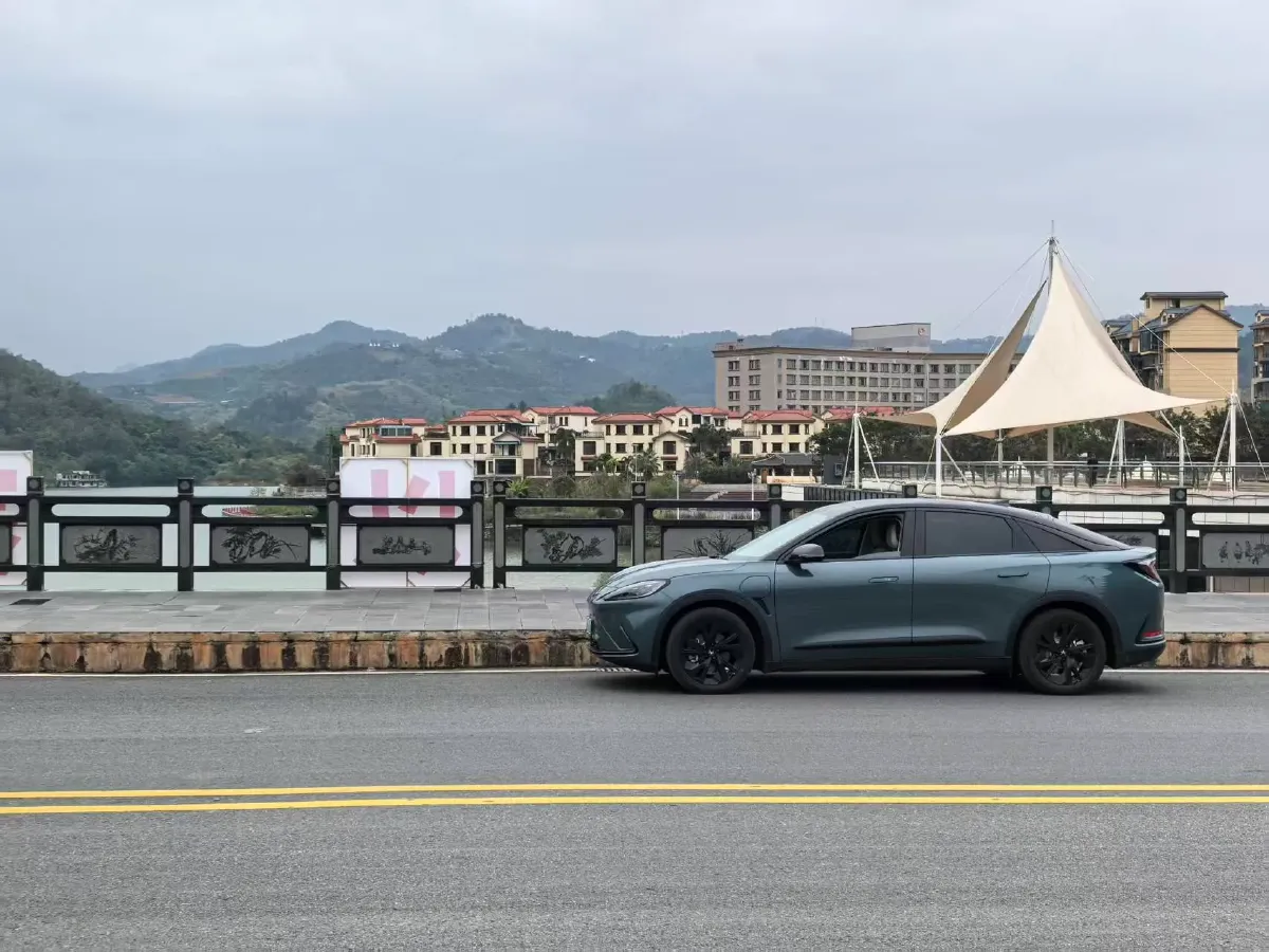 2023 ARCFOX αS BEV 93.6KWH,autocango,china used car exporter,china ev exporter,chinese used car exporter,chinese used ev exporter