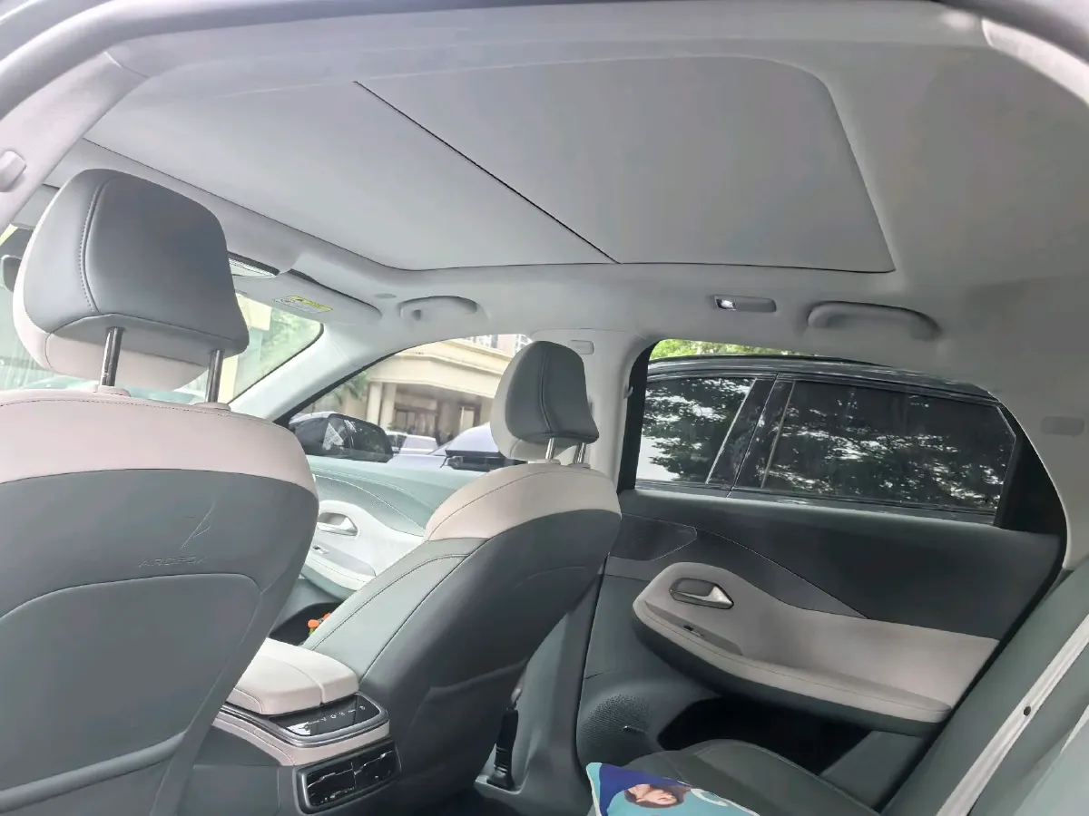 2023 ARCFOX αS BEV 93.6KWH,autocango,china used car exporter,china ev exporter,chinese used car exporter,chinese used ev exporter