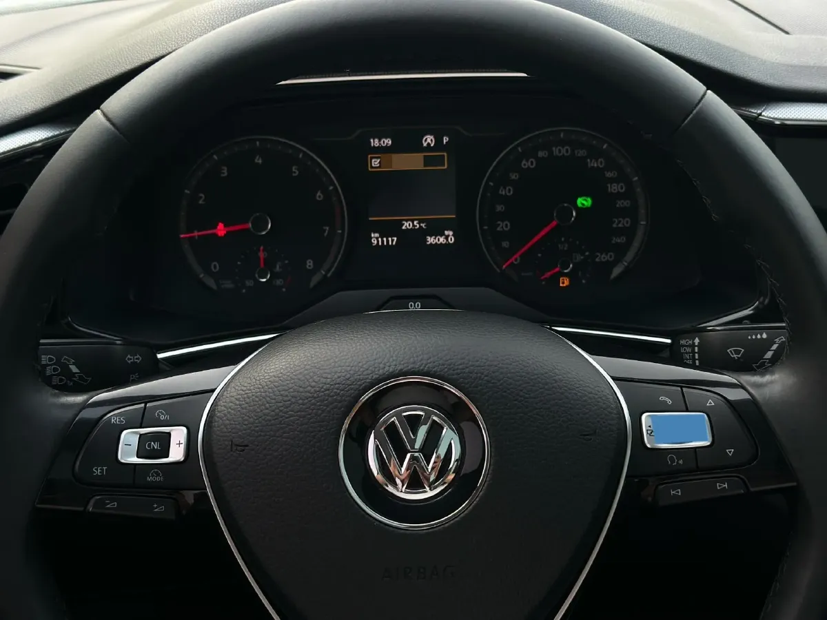 2019 MINI CLUBMAN 1.5T 102HP L3 6AT,autocango,china used car exporter,china ev exporter,chinese used car exporter,chinese used ev exporter
