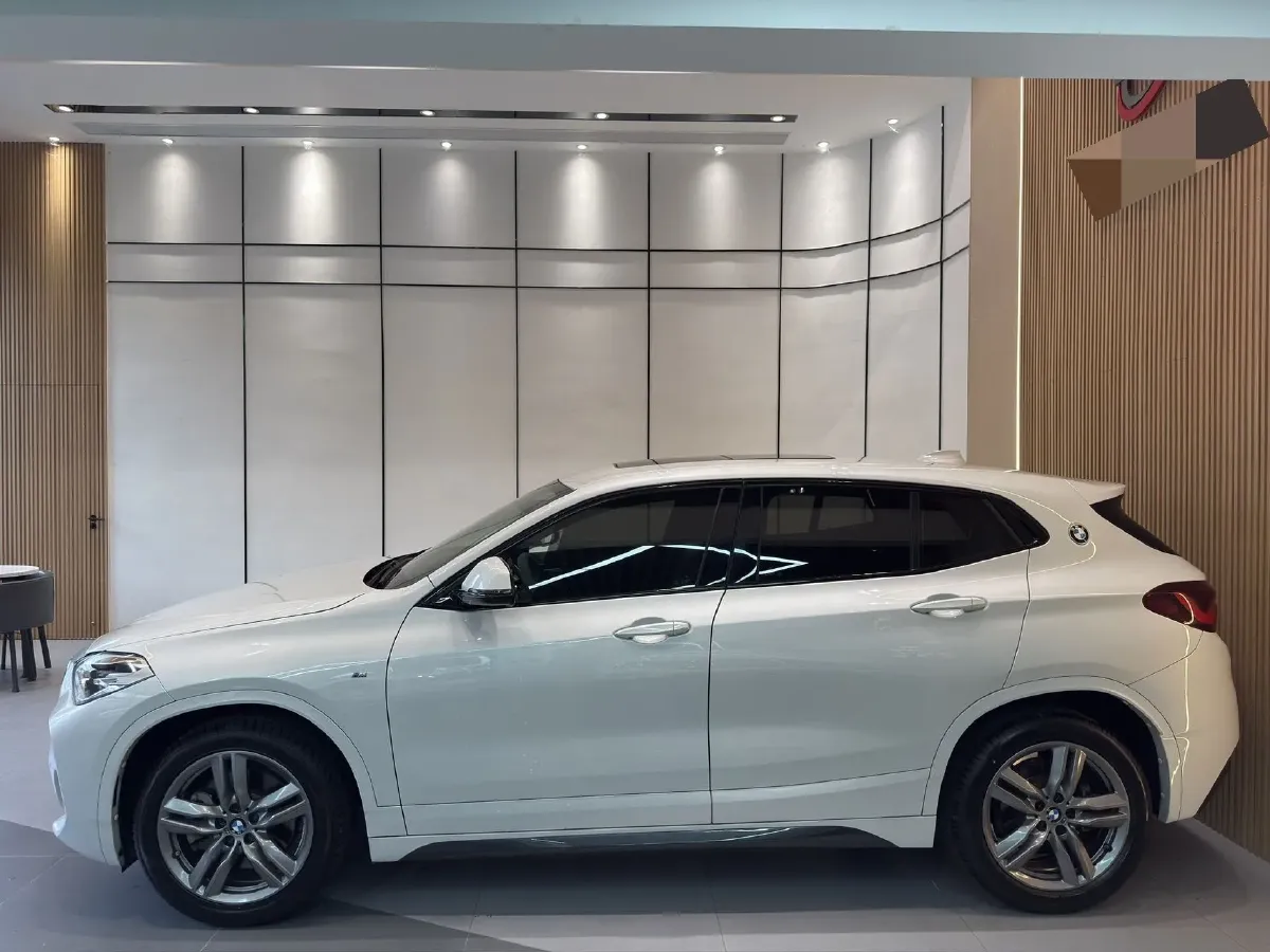 2020 BMW X2 2.0T 192HP L4 7DCT,autocango,china used car exporter,china ev exporter,chinese used car exporter,chinese used ev exporter