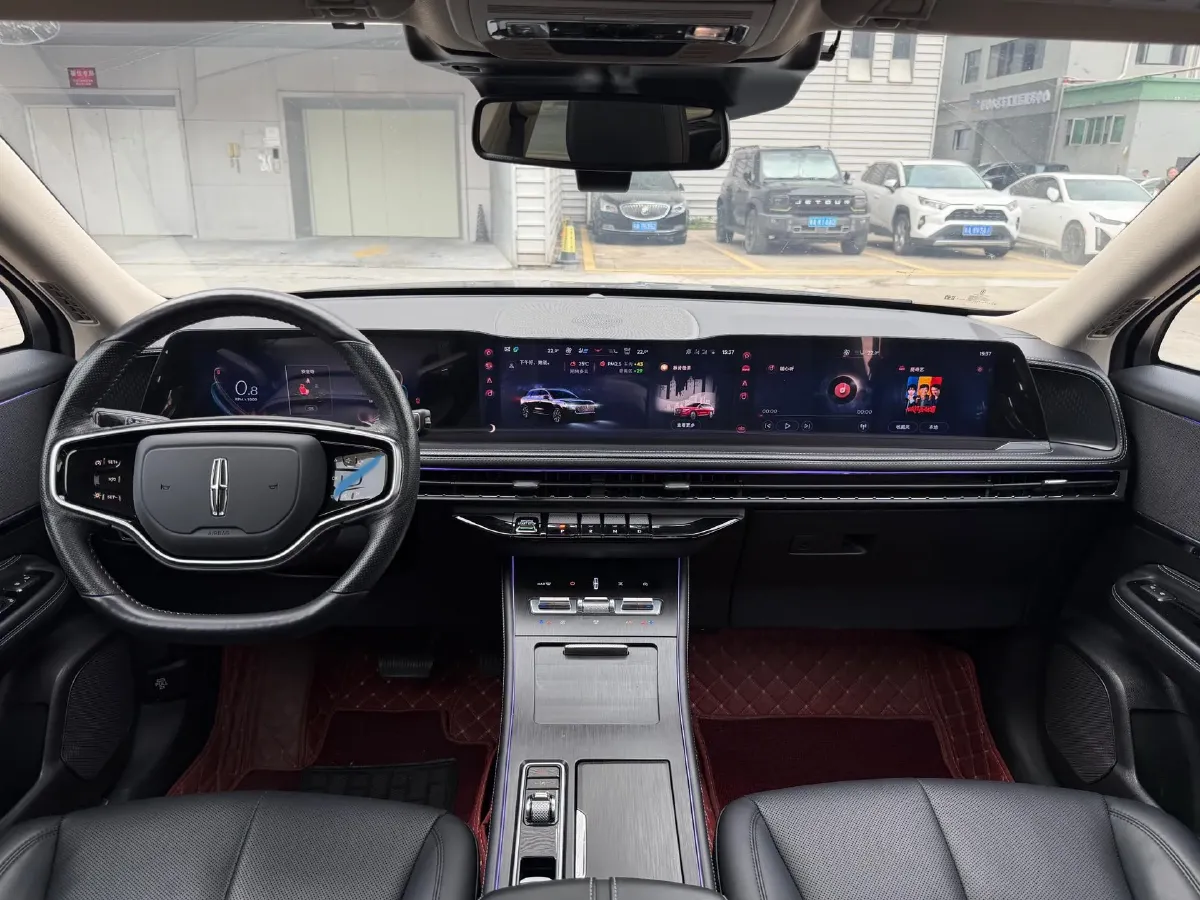 2023 Lincoln Corsair 2.0T 261HP L4 8AT,autocango,china used car exporter,china ev exporter,chinese used car exporter,chinese used ev exporter