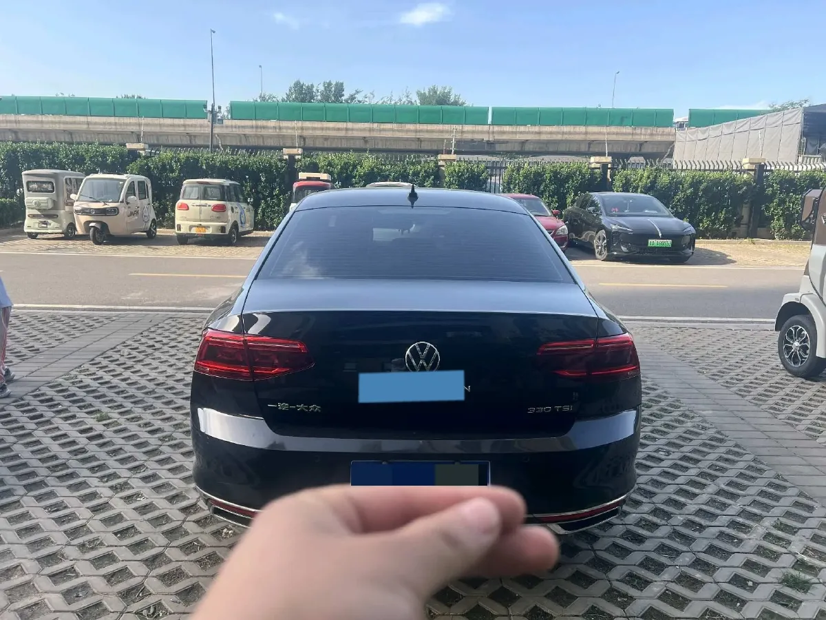 2020 Volkswagen Magotan 2.0T 186HP L4 7DCT,autocango,china used car exporter,china ev exporter,chinese used car exporter,chinese used ev exporter