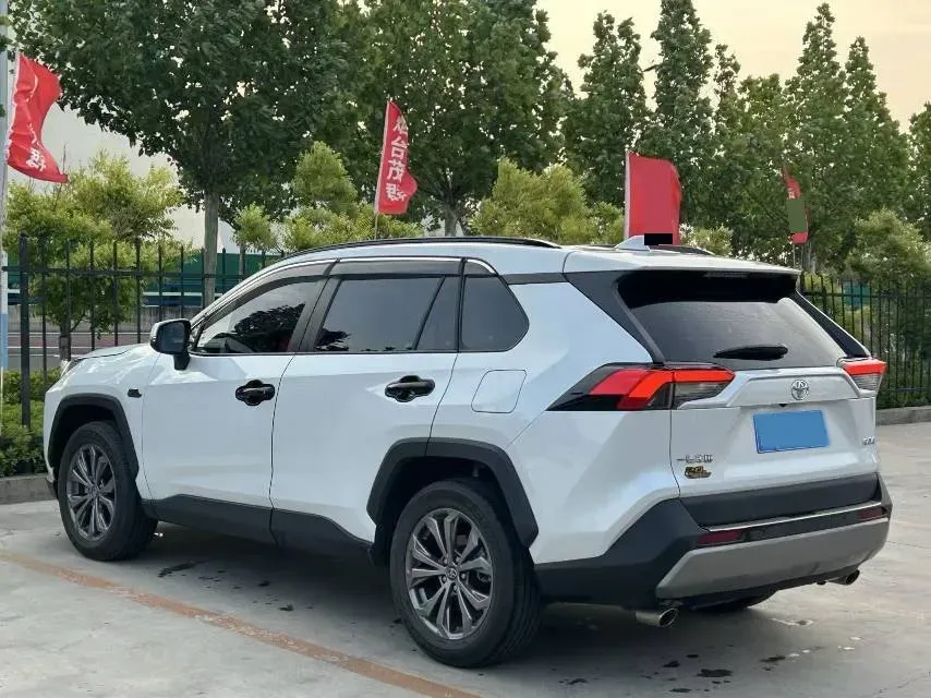 2023 Toyota RAV4 2.0L 171HP L4 CVT,autocango,china used car exporter,china ev exporter,chinese used car exporter,chinese used ev exporter