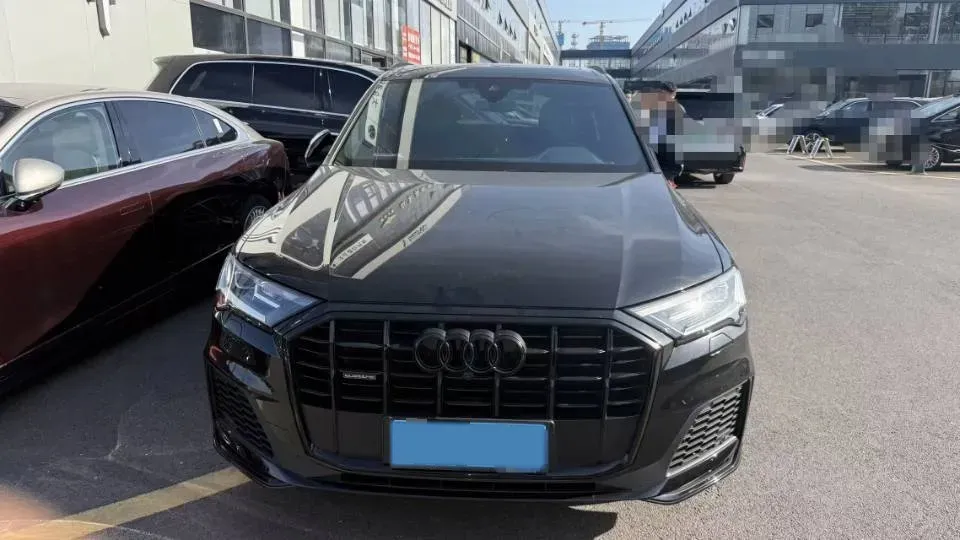 2023 Audi Q7 3.0T 340HP V6 8AT,autocango,china used car exporter,china ev exporter,chinese used car exporter,chinese used ev exporter