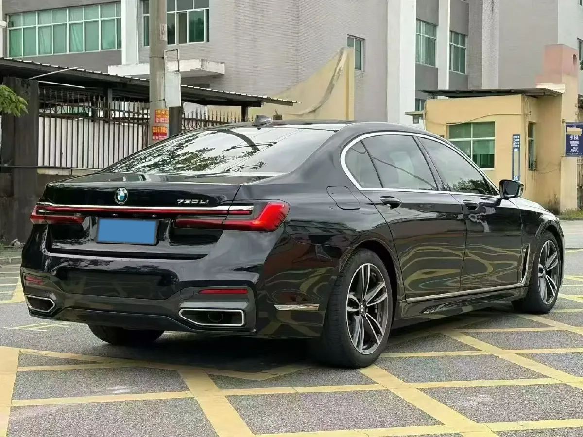 2019 BMW 7 Series 2.0T 265HP L4 8AT,autocango,china used car exporter,china ev exporter,chinese used car exporter,chinese used ev exporter