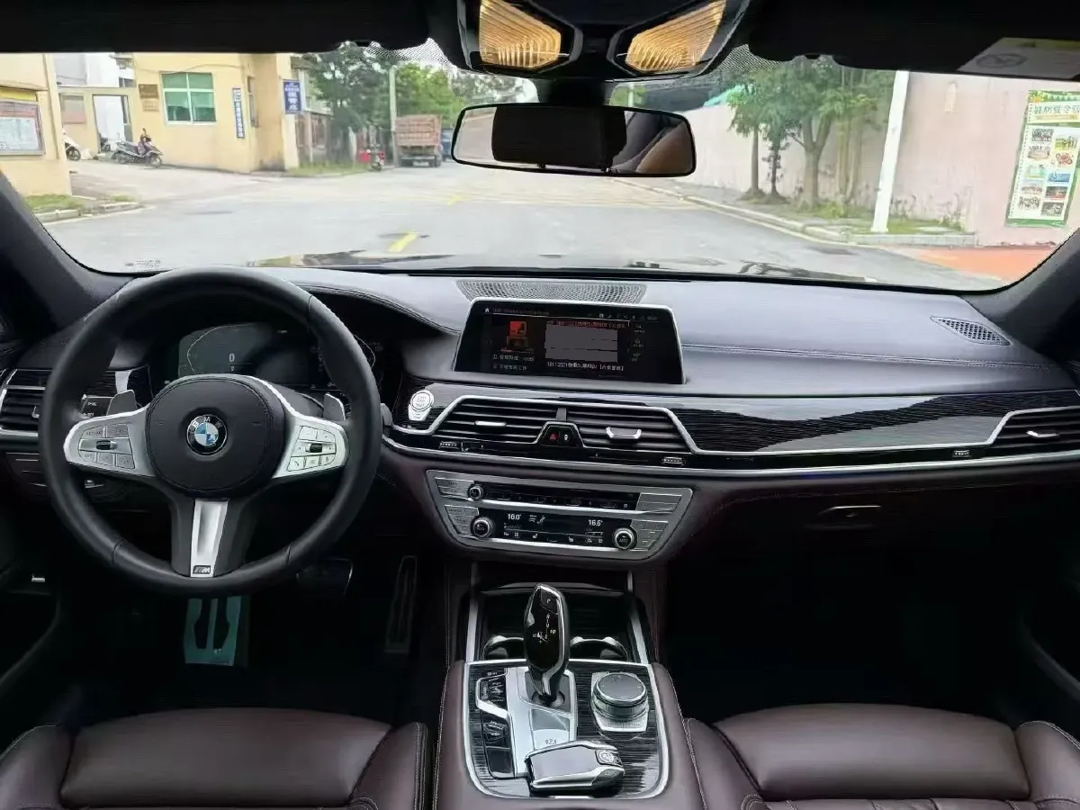 2019 BMW 7 Series 2.0T 265HP L4 8AT,autocango,china used car exporter,china ev exporter,chinese used car exporter,chinese used ev exporter