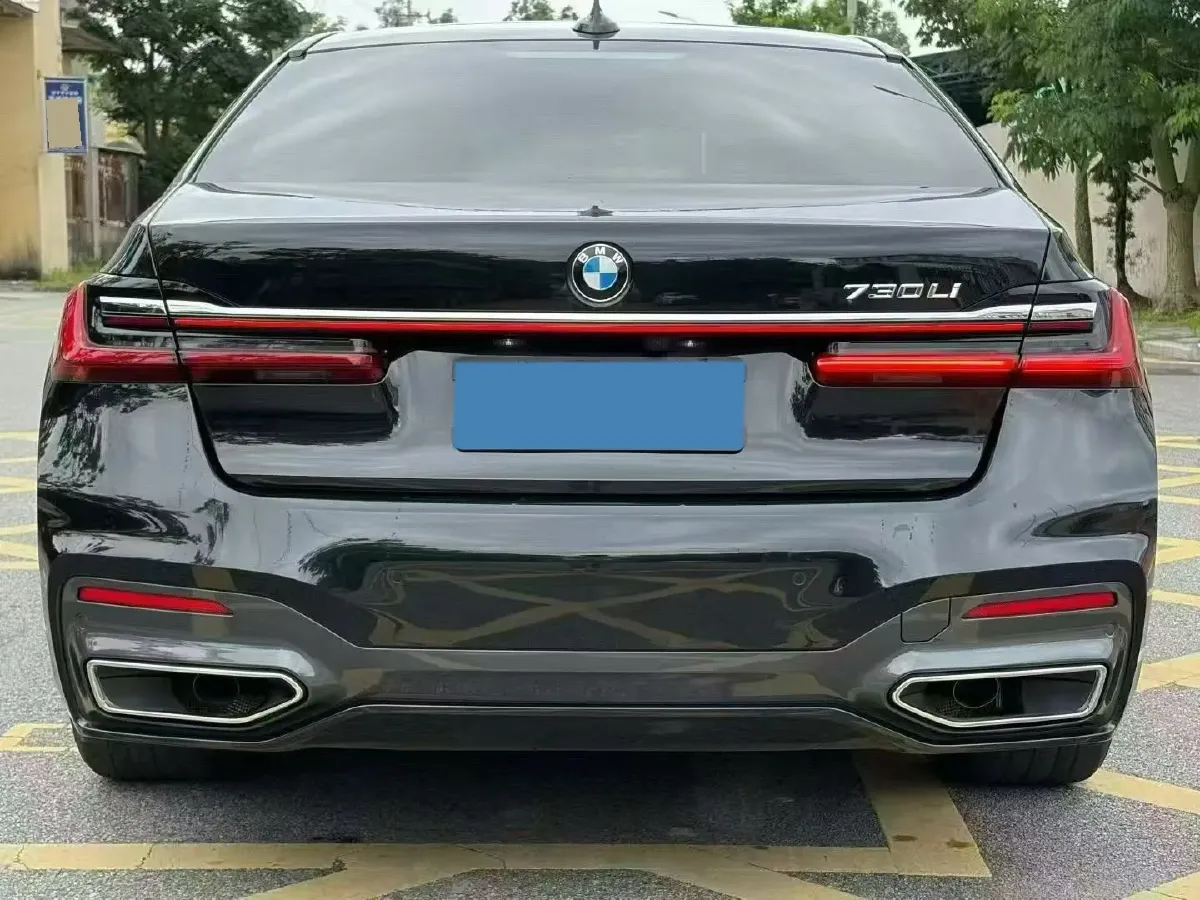 2019 BMW 7 Series 2.0T 265HP L4 8AT,autocango,china used car exporter,china ev exporter,chinese used car exporter,chinese used ev exporter