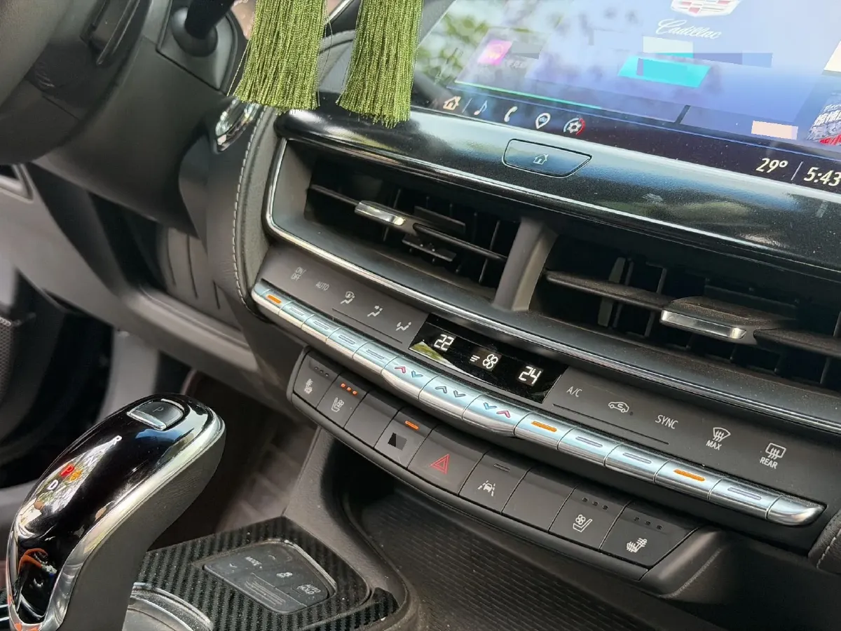 2023 Cadillac CT5 2.0T 237HP L4 10AT,autocango,china used car exporter,china ev exporter,chinese used car exporter,chinese used ev exporter
