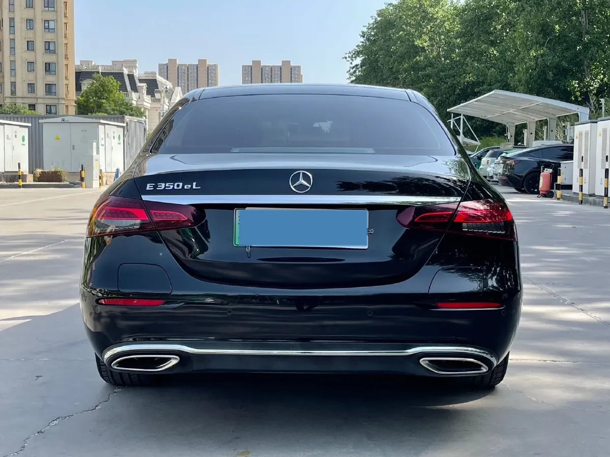 2023 Mercedes-Benz E Class 2.0T 211HP L4 9AT PHEV 25.4KWH,autocango,china used car exporter,china ev exporter,chinese used car exporter,chinese used ev exporter