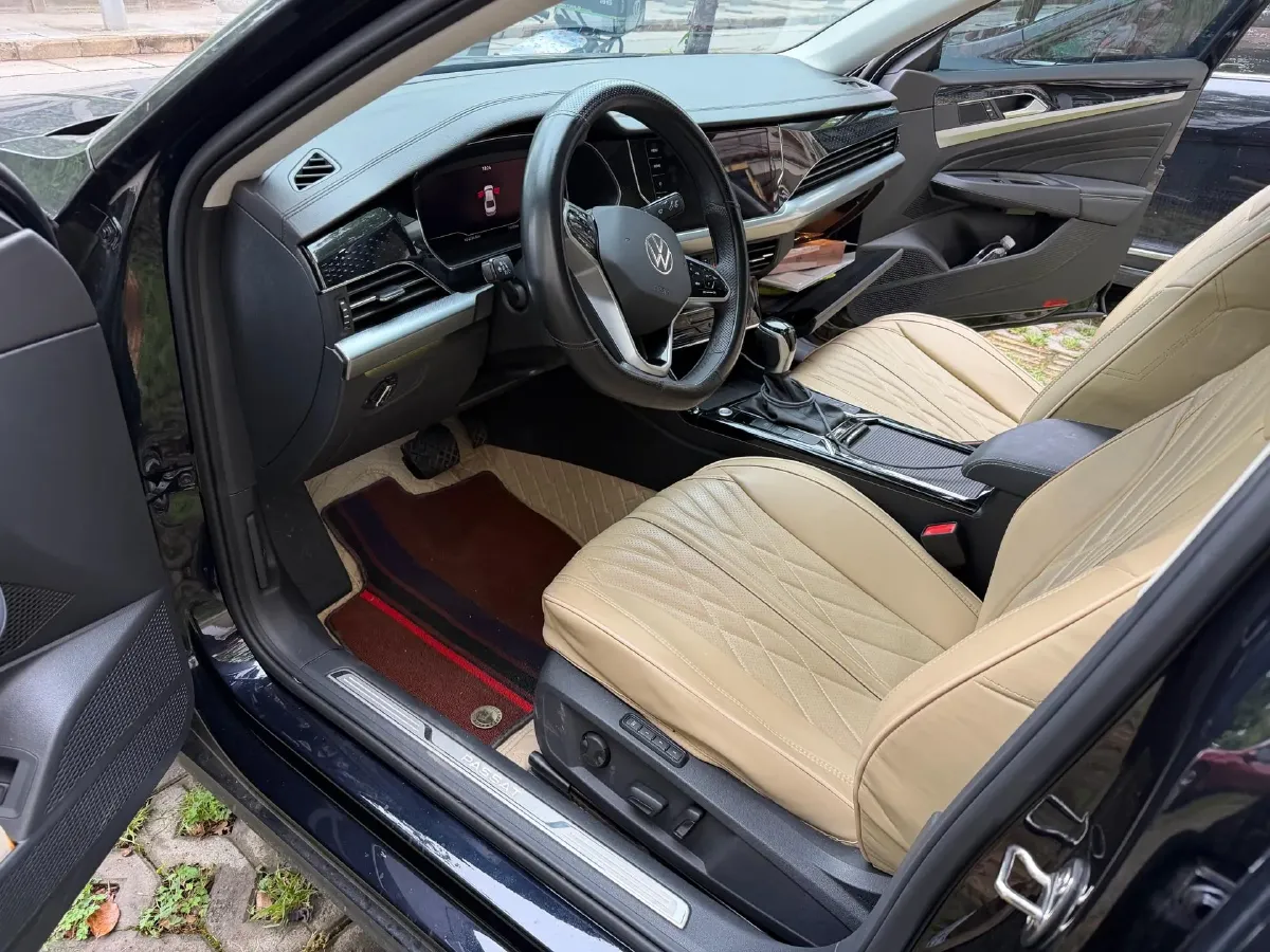 2024 Volkswagen Passat 2.0T 220HP L4 7DCT,autocango,china used car exporter,china ev exporter,chinese used car exporter,chinese used ev exporter