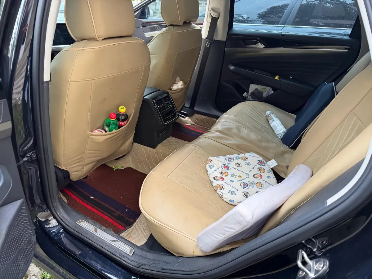 2024 Volkswagen Passat 2.0T 220HP L4 7DCT,autocango,china used car exporter,china ev exporter,chinese used car exporter,chinese used ev exporter