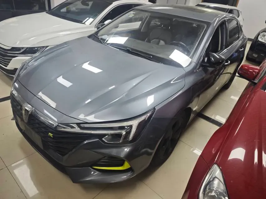 2020 Roewe i6 MAX 1.5T 169HP L4 AMT PHEV,autocango,china used car exporter,china ev exporter,chinese used car exporter,chinese used ev exporter