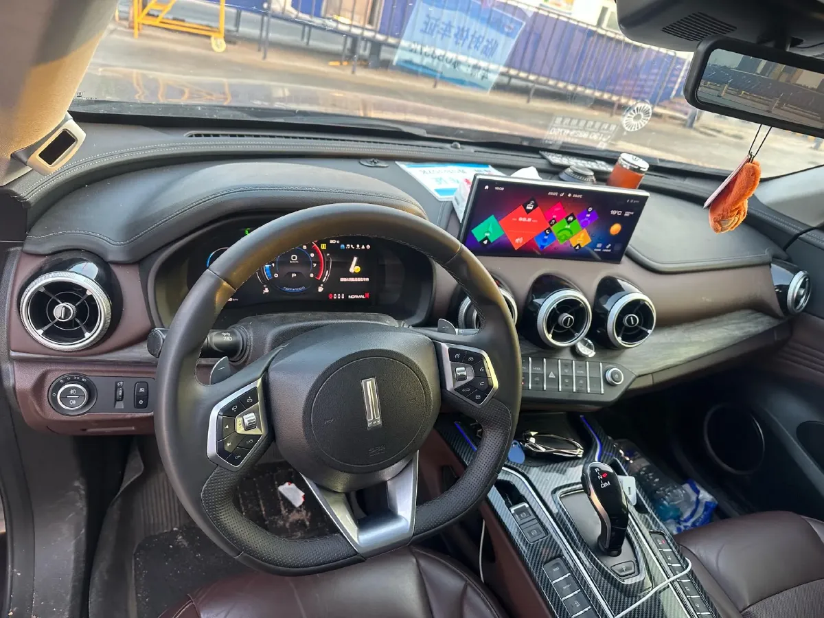 2021 WEY VV7 2.0T 227HP L4 7DCT,autocango,china used car exporter,china ev exporter,chinese used car exporter,chinese used ev exporter