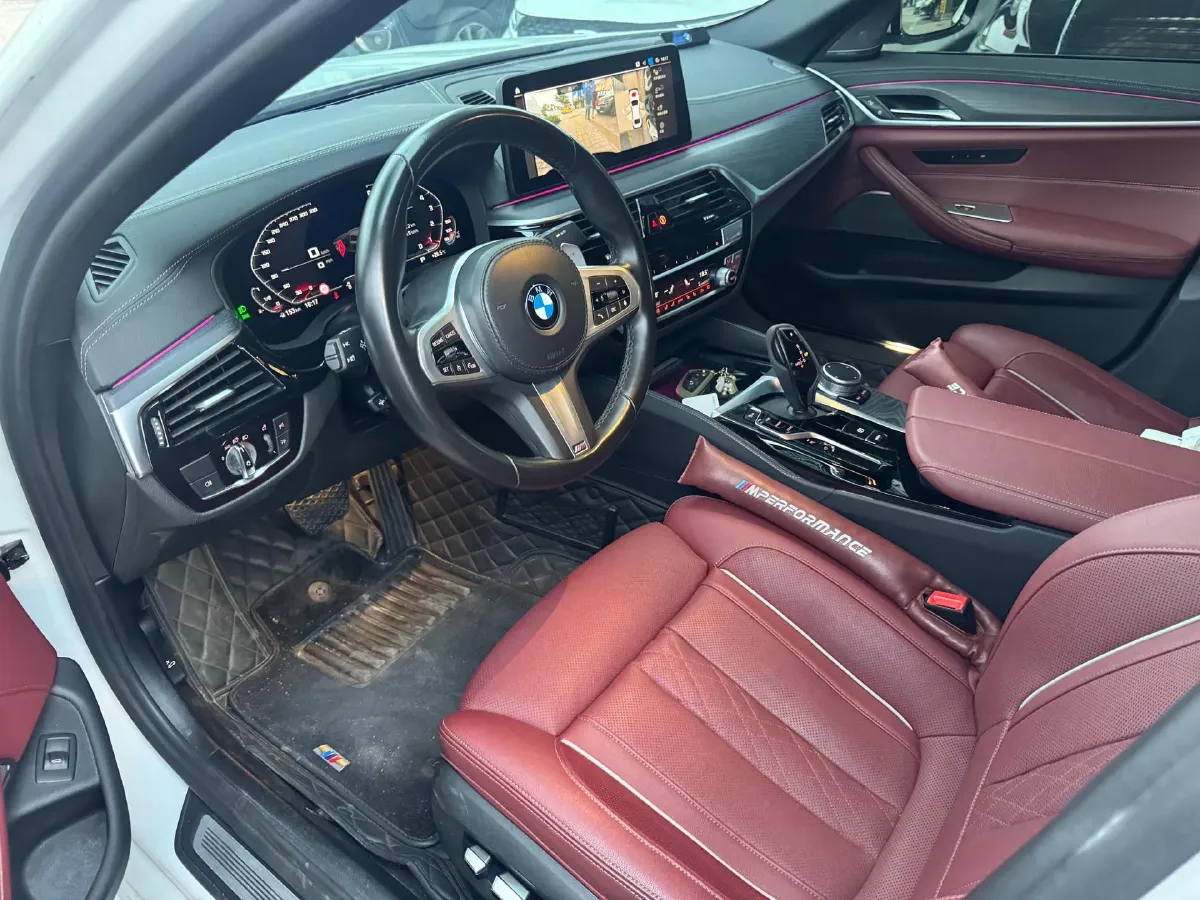 2022 BMW 5 Series 2.0T 252HP L4 8AT,autocango,china used car exporter,china ev exporter,chinese used car exporter,chinese used ev exporter