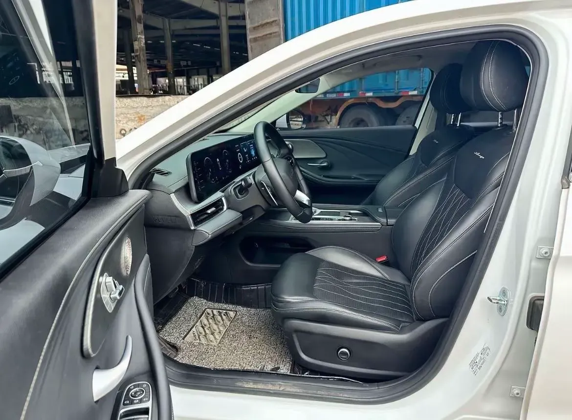 2022 Chery Arrizo 8 1.6T 197HP L4 7DCT,autocango,china used car exporter,china ev exporter,chinese used car exporter,chinese used ev exporter