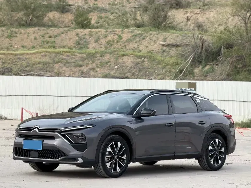 2023 Citroen C5 X 1.6T 175HP L4 8AT,autocango,china used car exporter,china ev exporter,chinese used car exporter,chinese used ev exporter