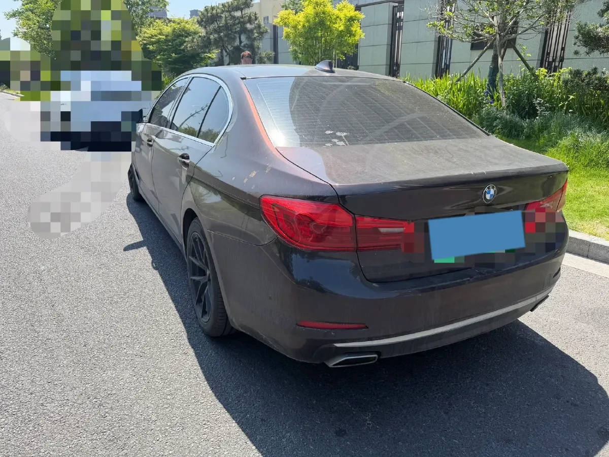 2020 BMW 5 Series 2.0T 184HP L4 8AT PHEV 17.7KWH,autocango,china used car exporter,china ev exporter,chinese used car exporter,chinese used ev exporter