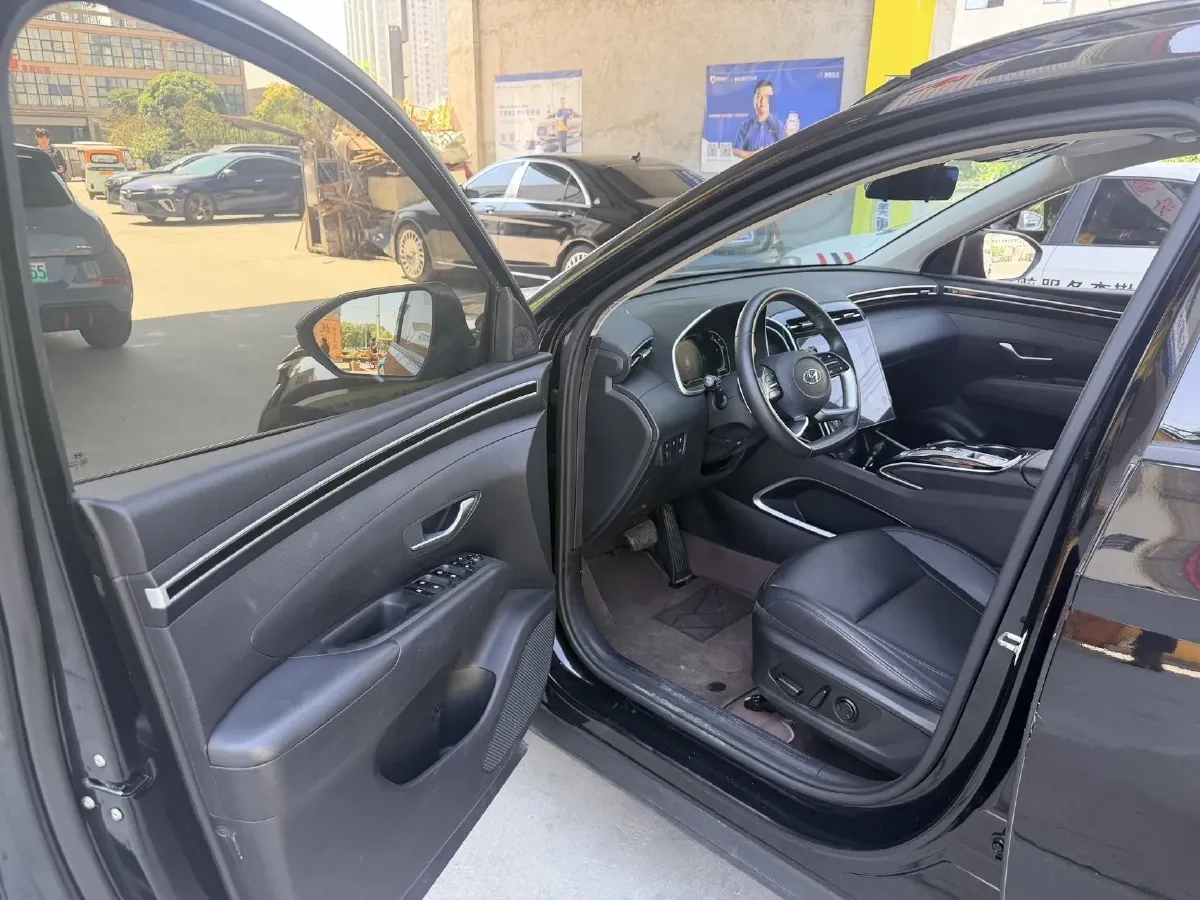 2023 Hyundai Tucson 1.5T 200HP L4 8AT,autocango,china used car exporter,china ev exporter,chinese used car exporter,chinese used ev exporter
