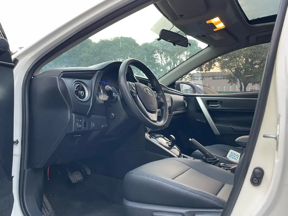 2017 Toyota Corolla 1.2T 116HP L4 CVT,autocango,china used car exporter,china ev exporter,chinese used car exporter,chinese used ev exporter