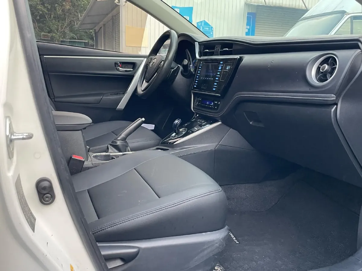 2017 Toyota Corolla 1.2T 116HP L4 CVT,autocango,china used car exporter,china ev exporter,chinese used car exporter,chinese used ev exporter