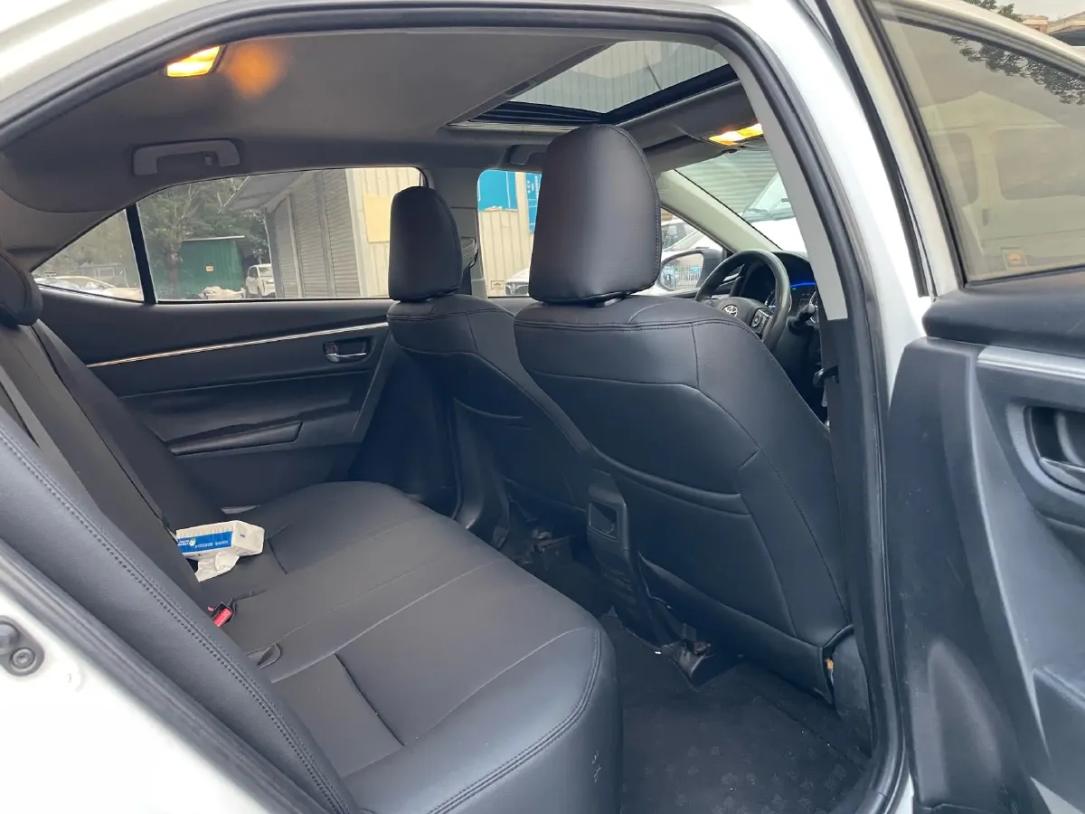 2017 Toyota Corolla 1.2T 116HP L4 CVT,autocango,china used car exporter,china ev exporter,chinese used car exporter,chinese used ev exporter