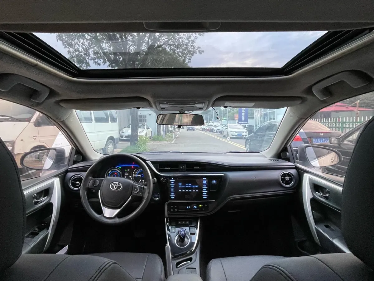 2017 Toyota Corolla 1.2T 116HP L4 CVT,autocango,china used car exporter,china ev exporter,chinese used car exporter,chinese used ev exporter