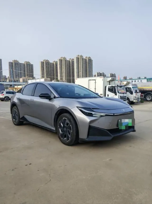 2024 Toyota bZ3 BEV 49.92KWH,autocango,china used car exporter,china ev exporter,chinese used car exporter,chinese used ev exporter