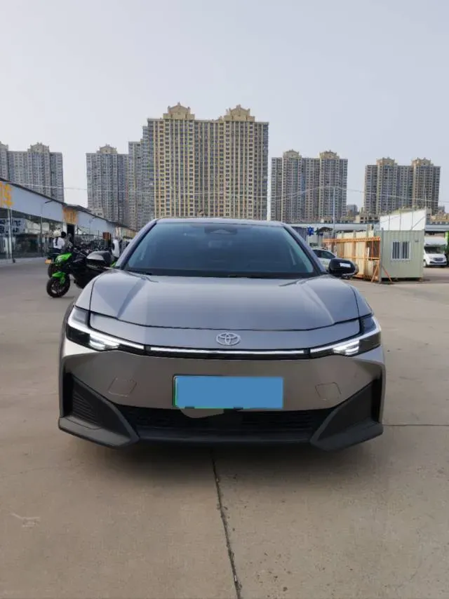 2024 Toyota bZ3 BEV 49.92KWH,autocango,china used car exporter,china ev exporter,chinese used car exporter,chinese used ev exporter