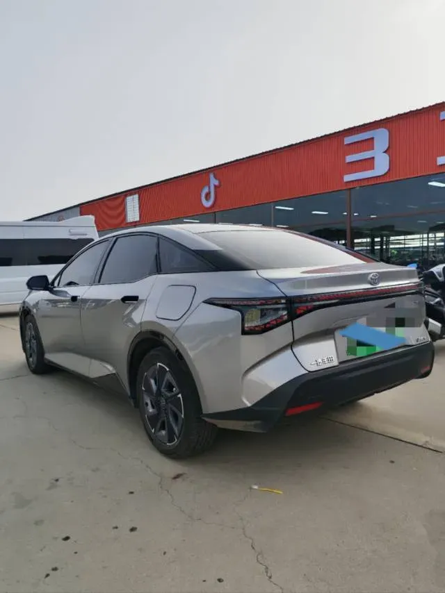 2024 Toyota bZ3 BEV 49.92KWH,autocango,china used car exporter,china ev exporter,chinese used car exporter,chinese used ev exporter