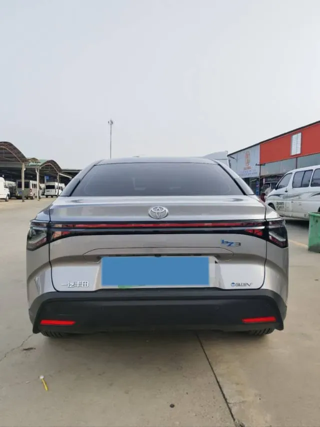 2024 Toyota bZ3 BEV 49.92KWH,autocango,china used car exporter,china ev exporter,chinese used car exporter,chinese used ev exporter