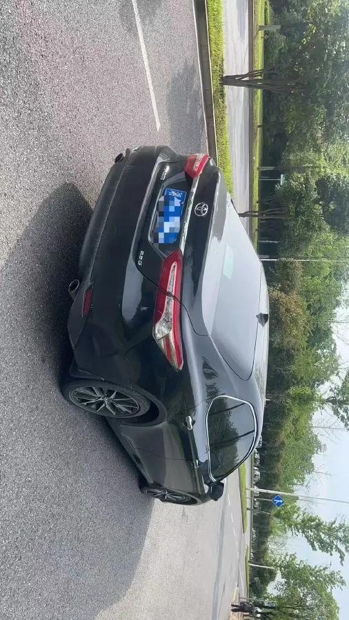 2021 Toyota Camry 2.5L 209HP L4 8AT,autocango,china used car exporter,china ev exporter,chinese used car exporter,chinese used ev exporter