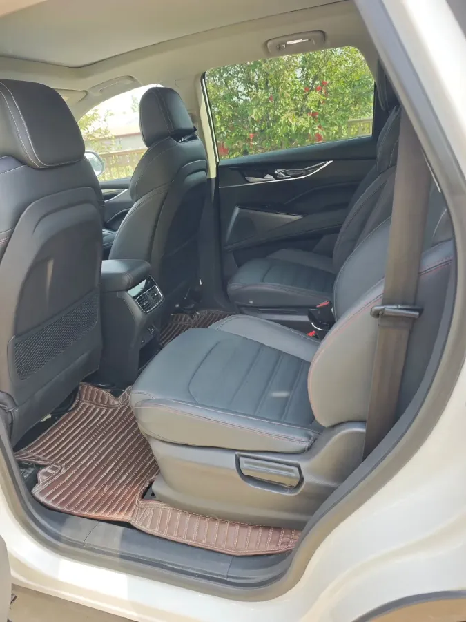2019 MAXUS D60 1.5T 169HP L4 7DCT,autocango,china used car exporter,china ev exporter,chinese used car exporter,chinese used ev exporter