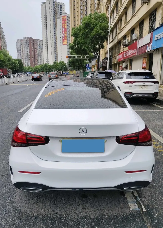 2020 Mercedes-Benz A Class 1.3T 136HP L4 7DCT,autocango,china used car exporter,china ev exporter,chinese used car exporter,chinese used ev exporter