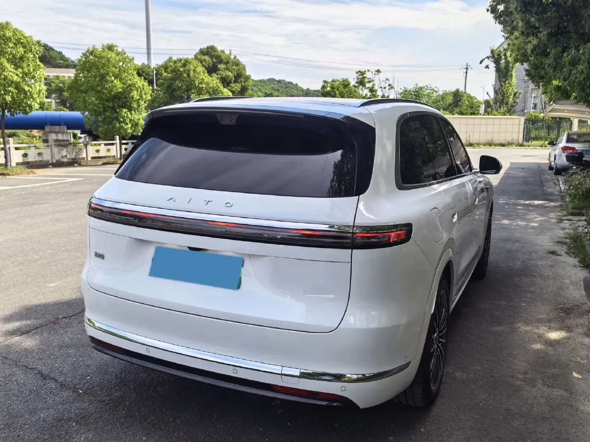 2026 AITO AITO M7 REEV 160HP REEV,autocango,china used car exporter,china ev exporter,chinese used car exporter,chinese used ev exporter