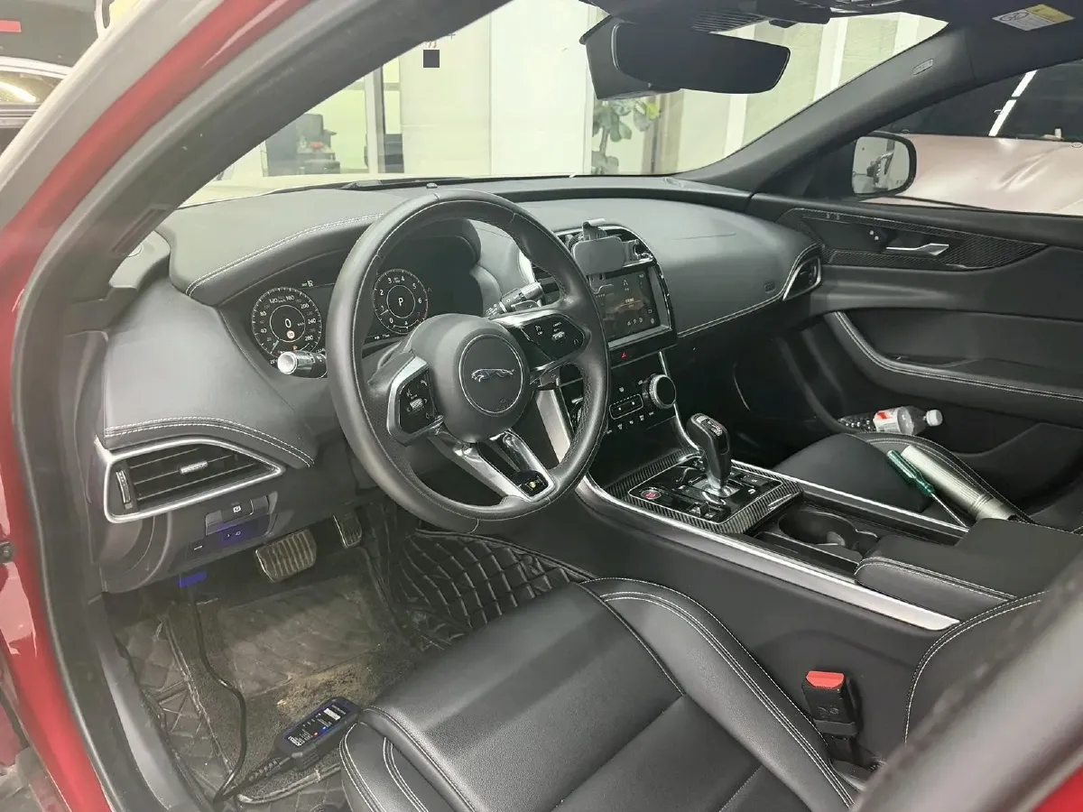 2021 Jaguar XEL 2.0T 250HP L4 8AT,autocango,china used car exporter,china ev exporter,chinese used car exporter,chinese used ev exporter