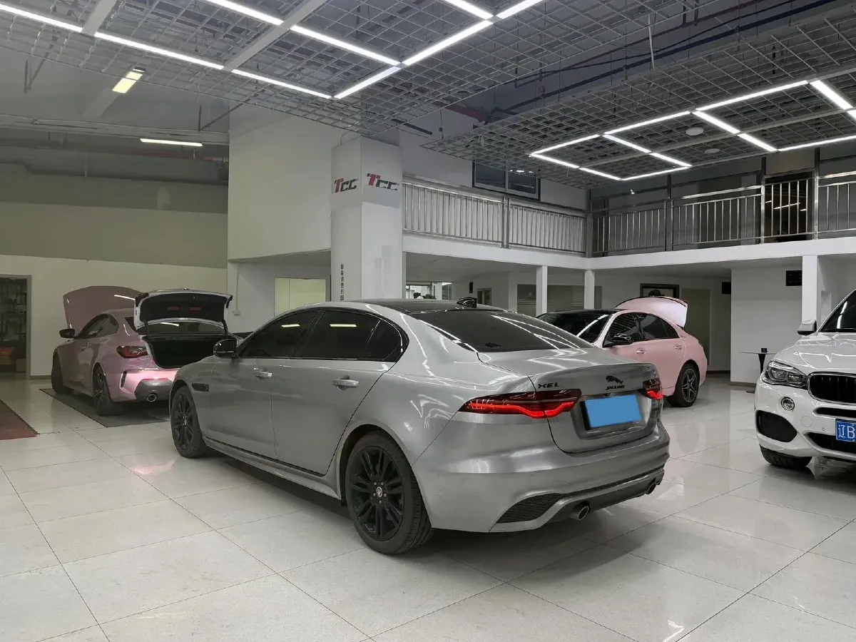 2021 Jaguar XEL 2.0T 250HP L4 8AT,autocango,china used car exporter,china ev exporter,chinese used car exporter,chinese used ev exporter