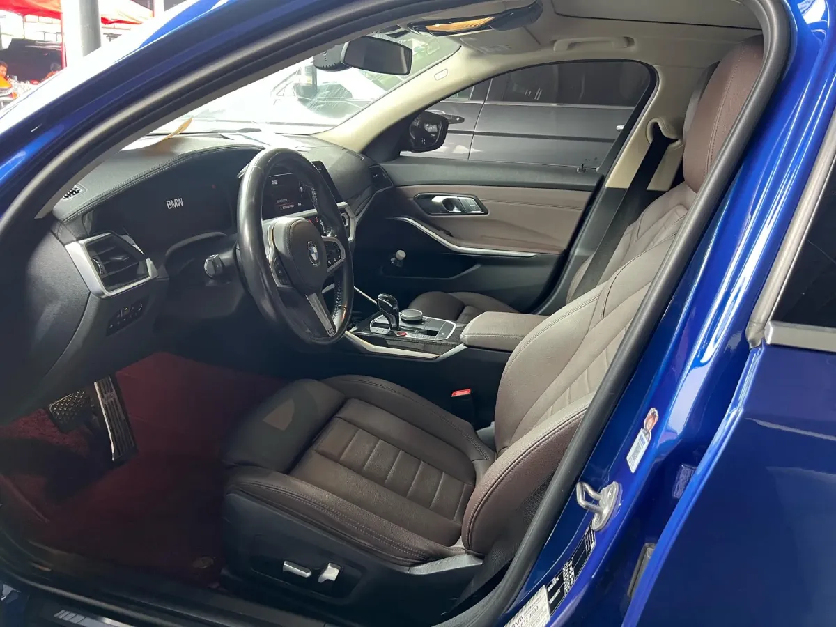 2021 BMW 3 Series 2.0T 184HP L4 8AT,autocango,china used car exporter,china ev exporter,chinese used car exporter,chinese used ev exporter