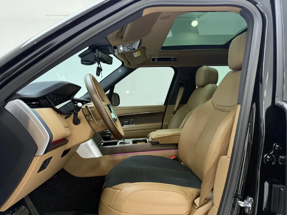 2025 Land Rover Range Rover 3.0T 400HP L6 8AT,autocango,china used car exporter,china ev exporter,chinese used car exporter,chinese used ev exporter